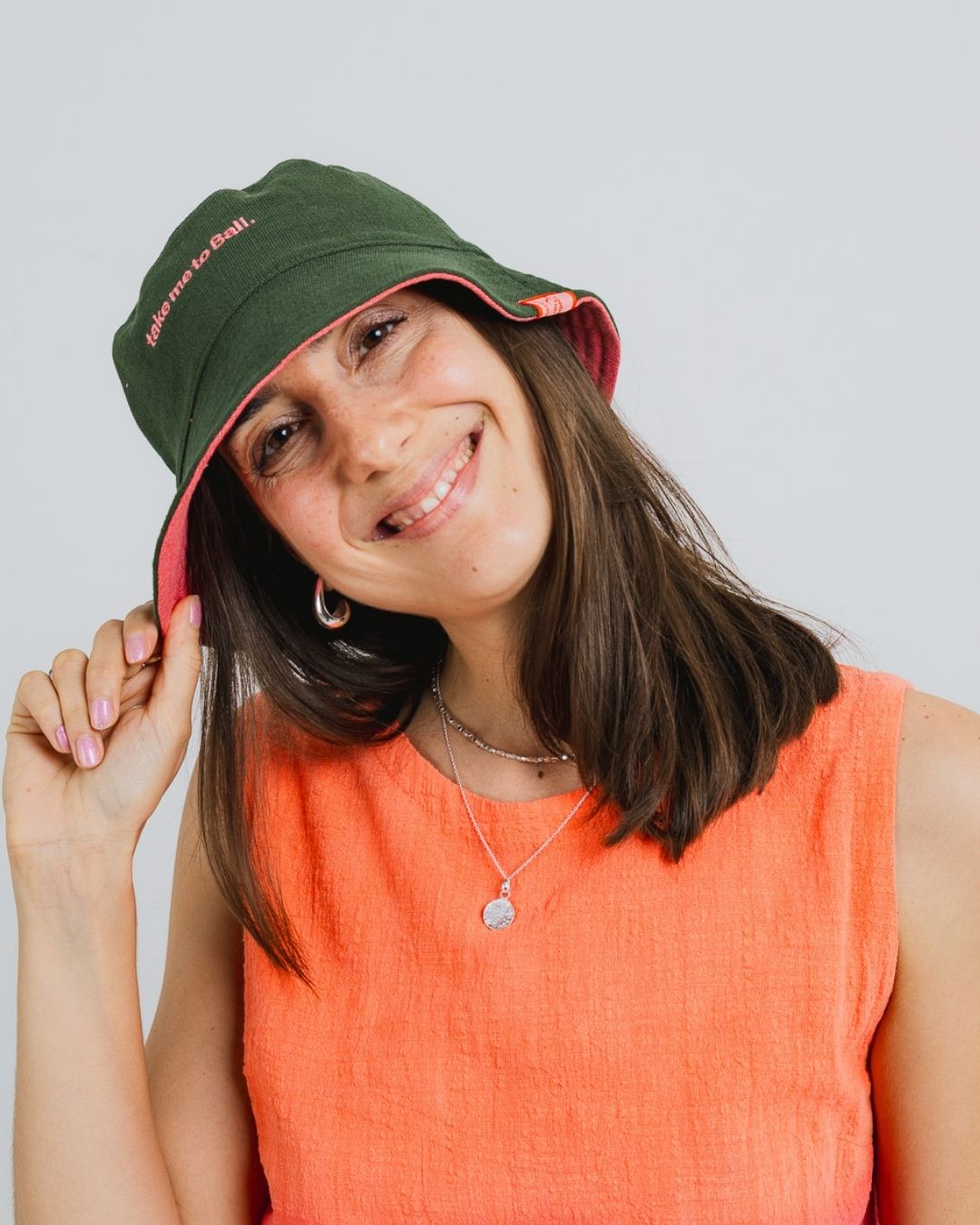 Take Me to Bali — Vacanza Mode Reversible Bucket Hat