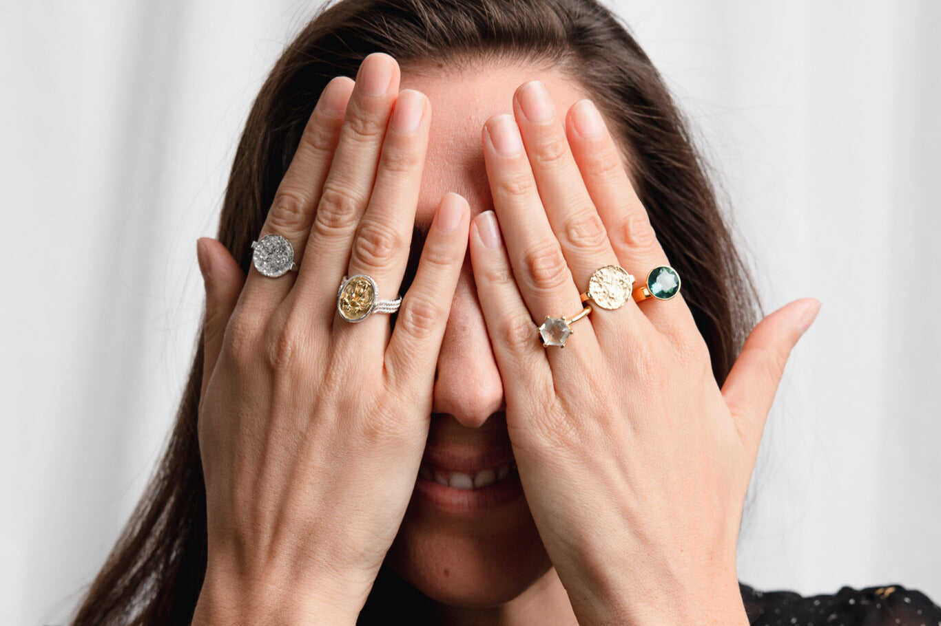 What Jewelry to Wear in the Year of the Fire Horse