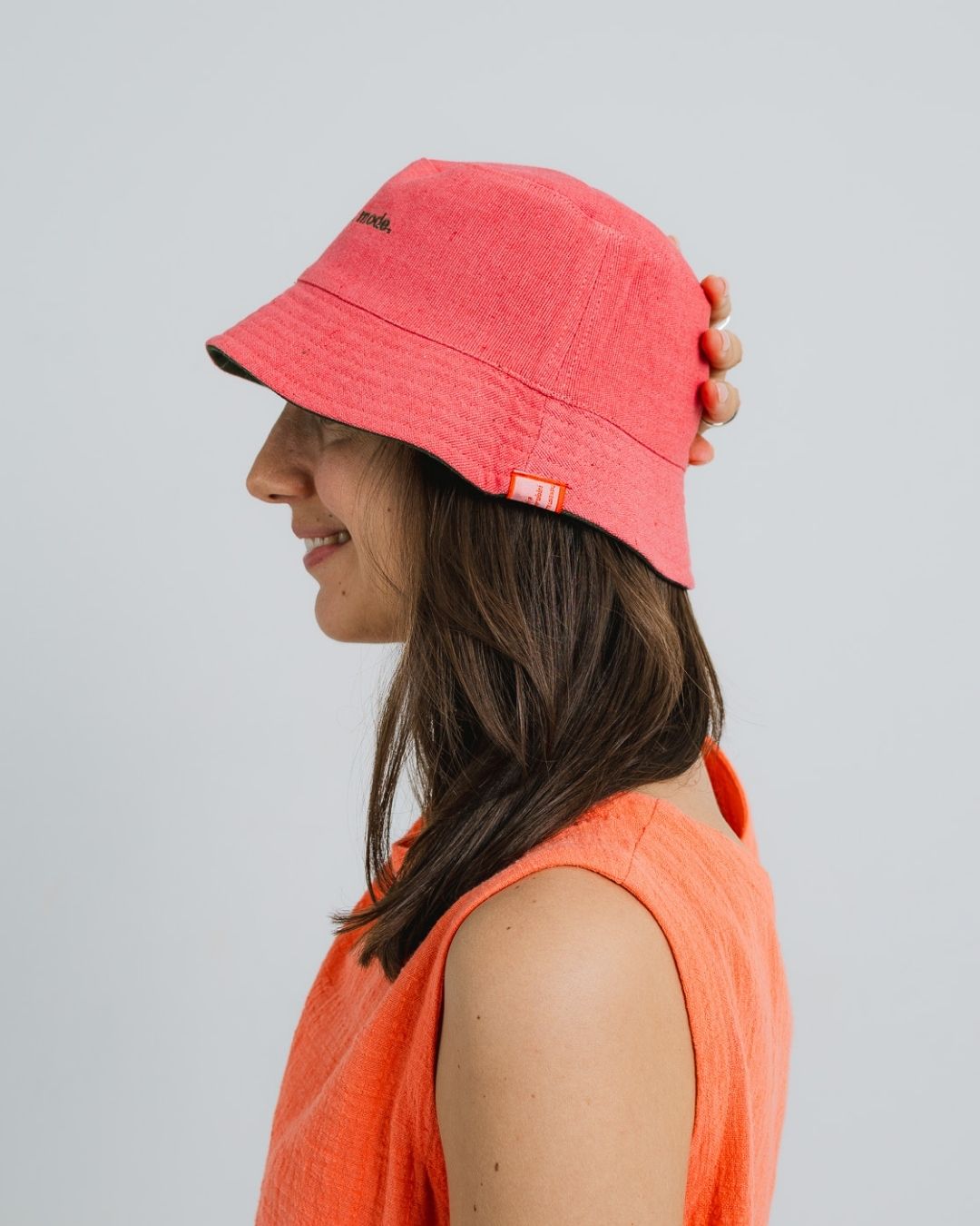 Take Me to Bali — Vacanza Mode Reversible Bucket Hat